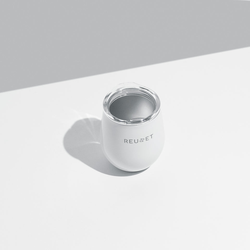 Revamp your coffee routine with our vibrant reusable cups